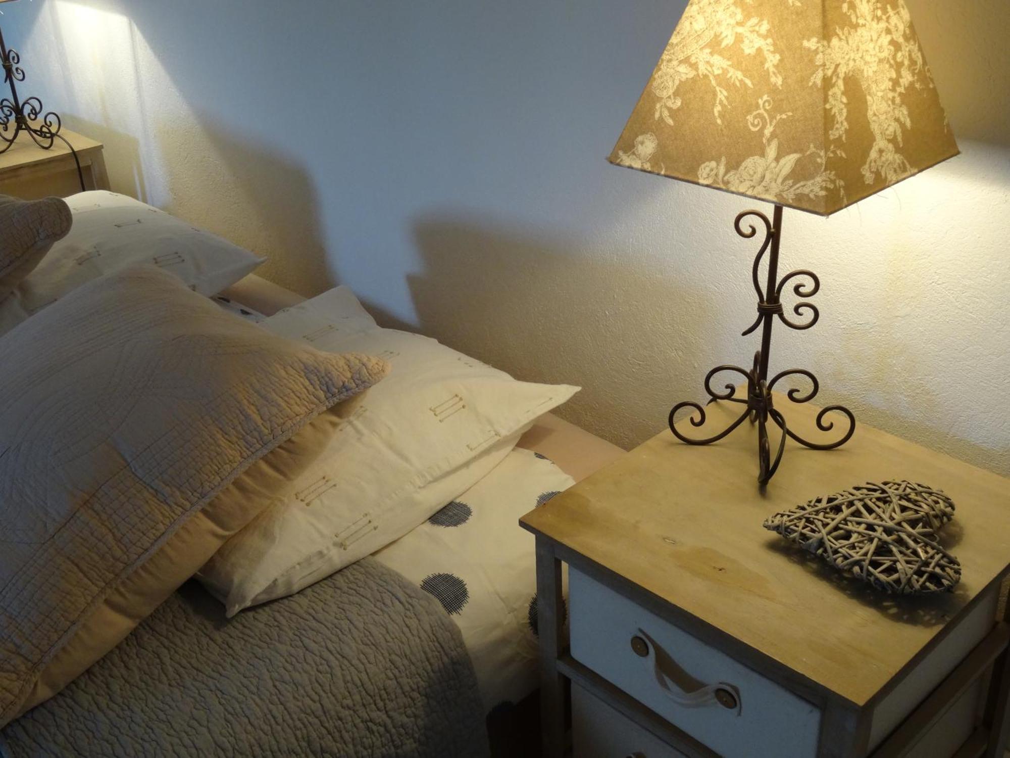 Mas Les Fleurs D'Hilaire Bed & Breakfast Monteux Bagian luar foto