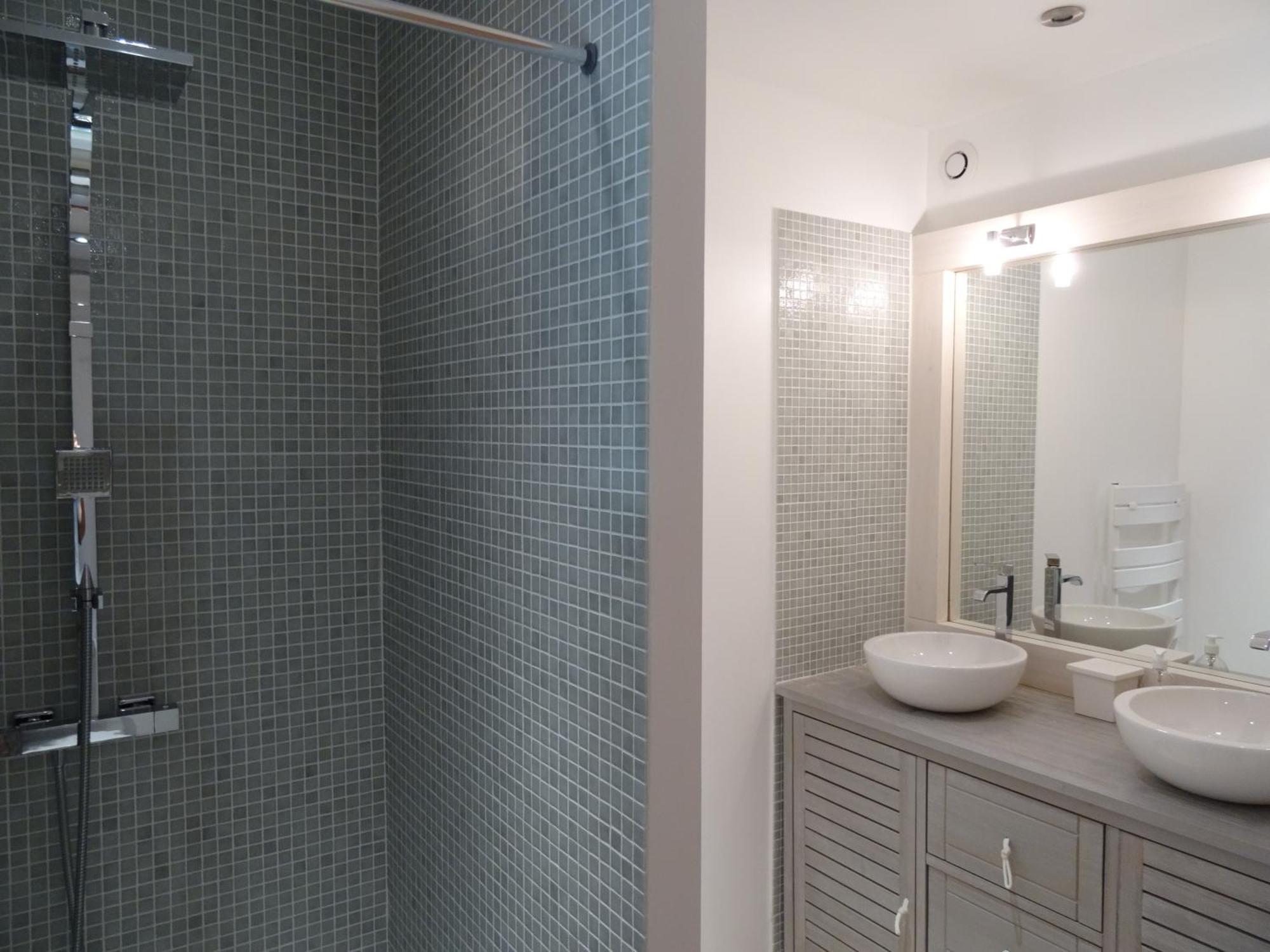 Mas Les Fleurs D'Hilaire Bed & Breakfast Monteux Ruang foto